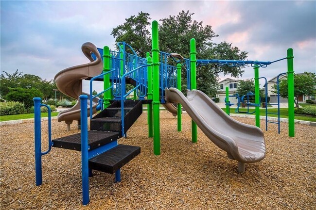 Building Photo - 13400 Briarwick Dr