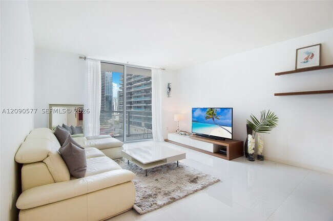 Building Photo - 1100 S Miami Ave