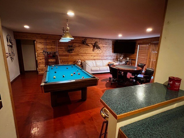 Rec room view from bar - 12505 S Center Ln