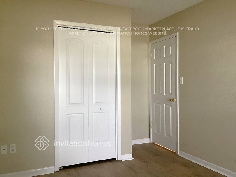 Building Photo - 3034 Annadale Cir