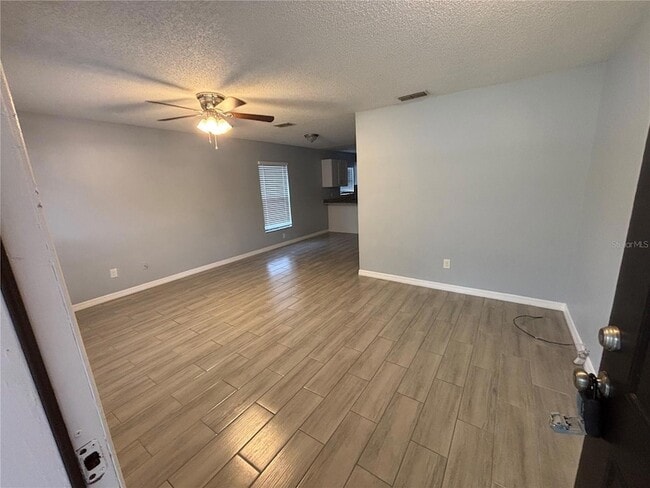 Building Photo - 151 Stefanik Rd