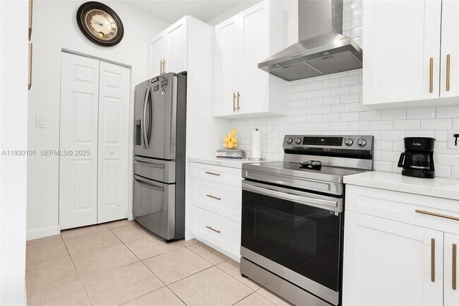 Building Photo - 13285 SW 128th St