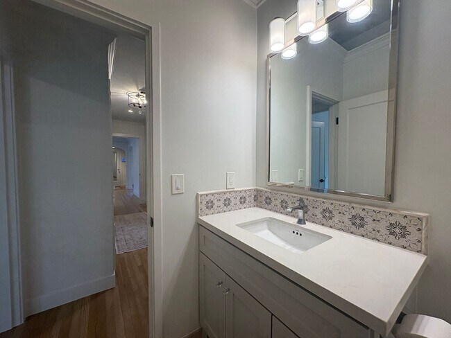 Building Photo - Mediterranean Bungalow in Community Center...