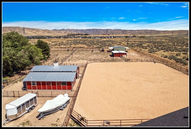Primary Photo - 3 Acre Horse Ranch & Home Rental SE Boise ...