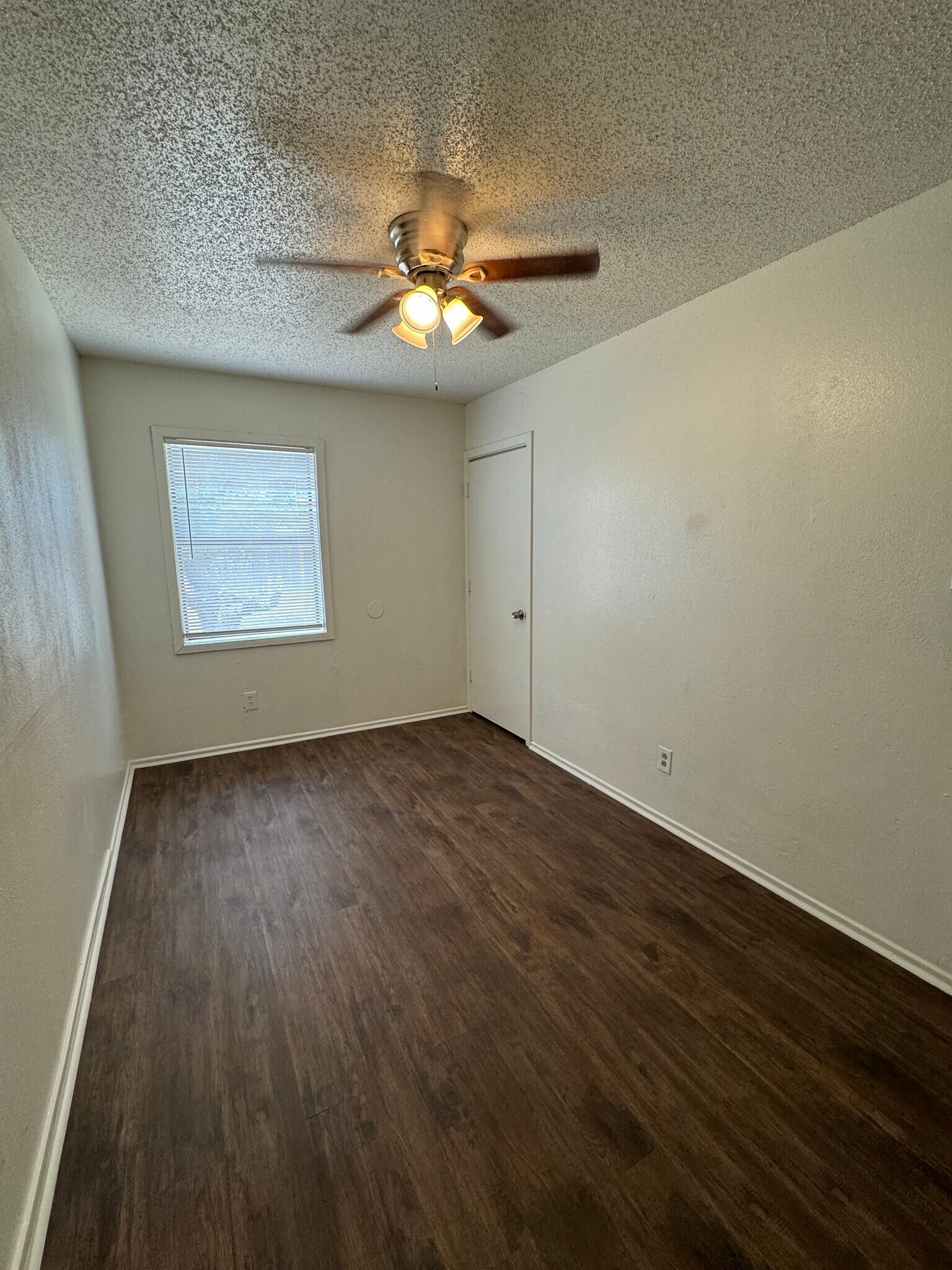 Building Photo - 5606 46th St