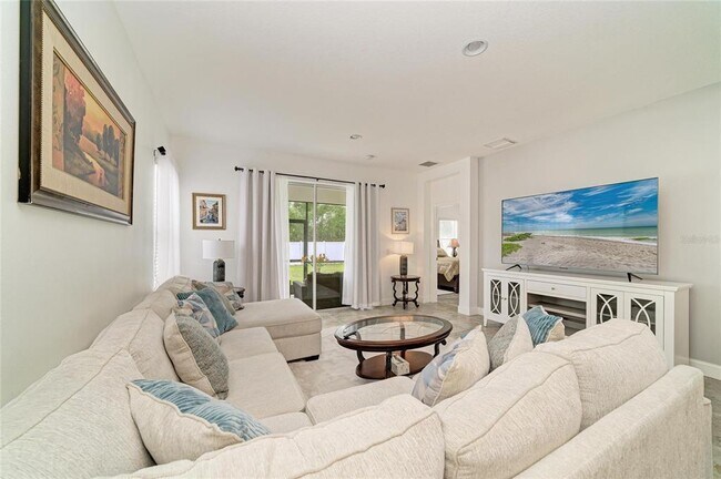 Building Photo - 4650 Woodbrook Dr