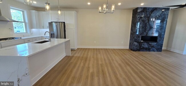 Building Photo - 6 Chapel Alley