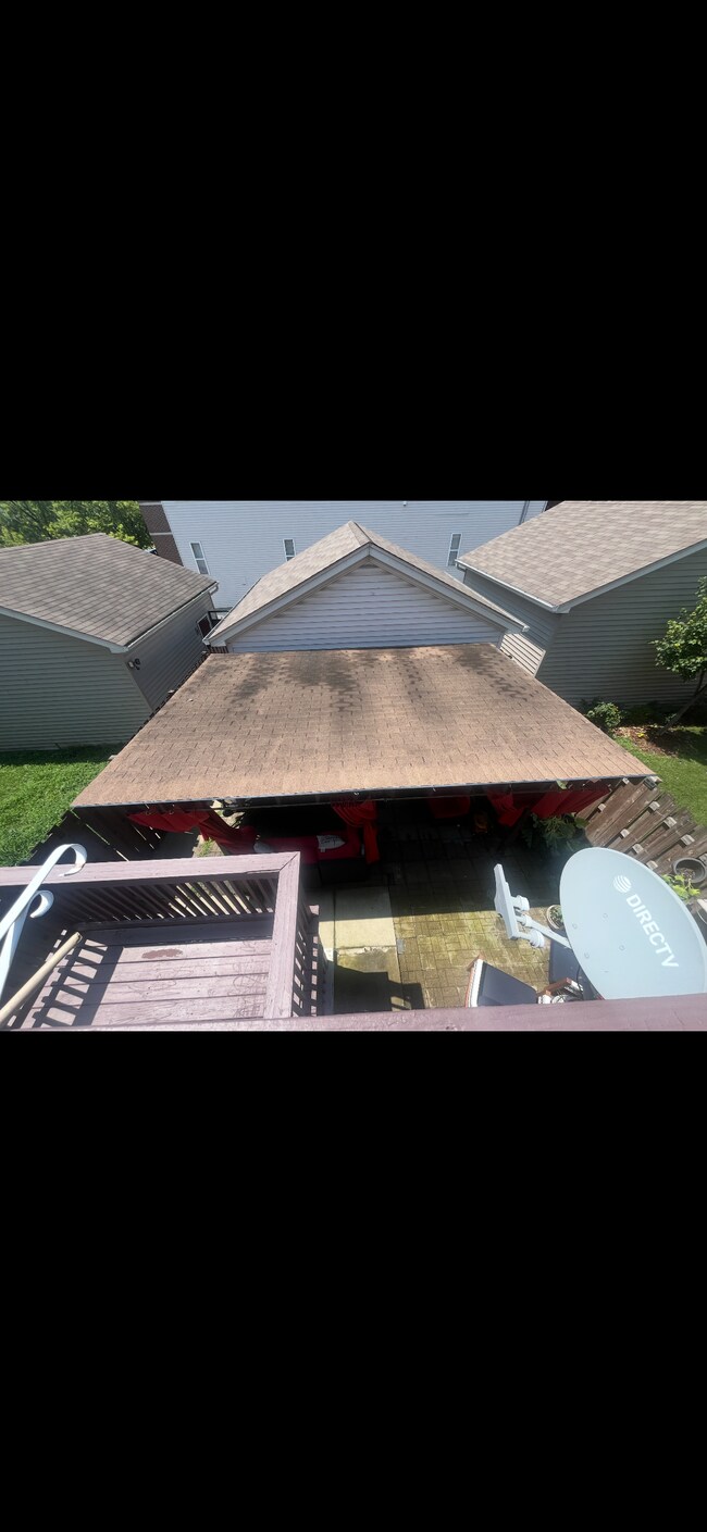 Building Photo - 1900 N Laramie Ave