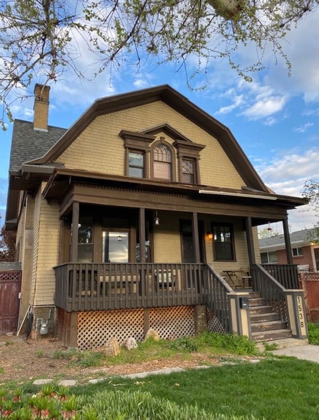 Building Photo - 1538 S 400 E