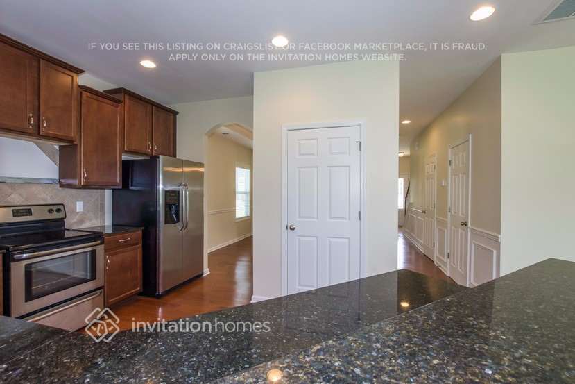 Building Photo - 4924 Elementary View Dr