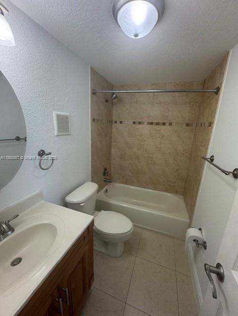 Building Photo - 9351 Fontainebleau Blvd