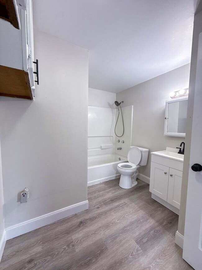 Building Photo - Beautifully Renovated 3BR Home in Blacklick Estates w/ Bonus Room, Huge Backyard & Garage