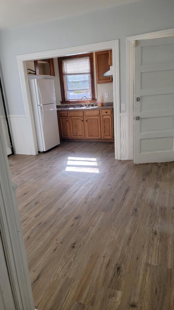 Building Photo - 104 Kimball St