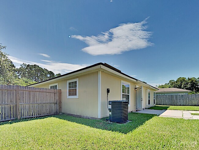 Building Photo - 2887 Tuscarora Tr
