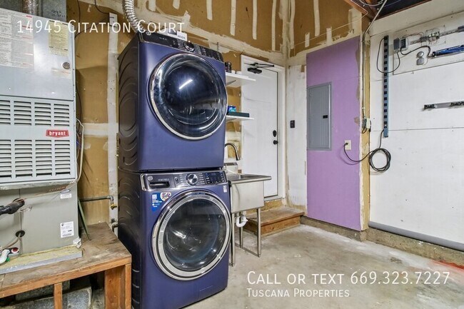 Building Photo - 14945 Citation Ct