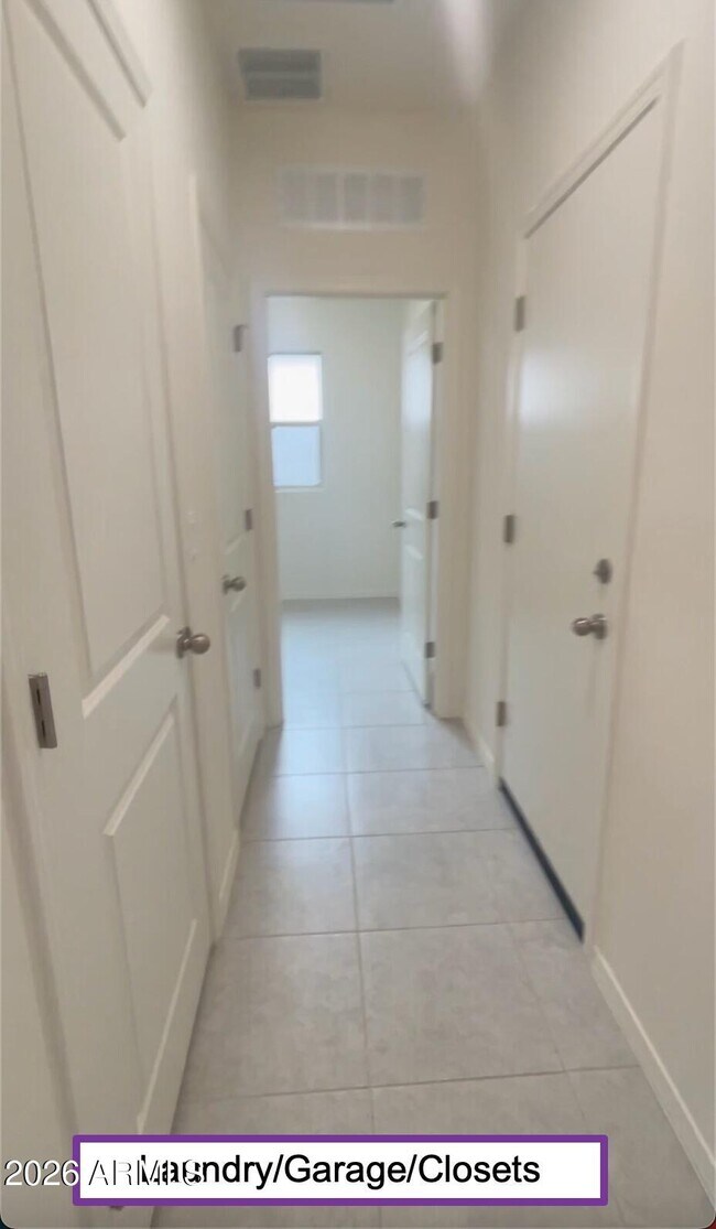 Building Photo - 16663 W Christy Dr