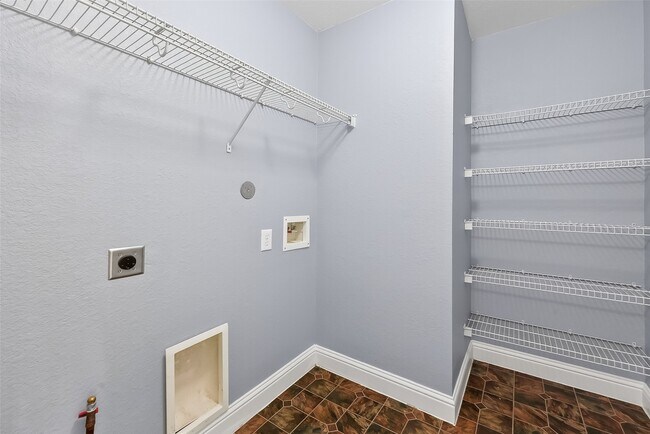 Building Photo - 29603 Golden Vines Ln