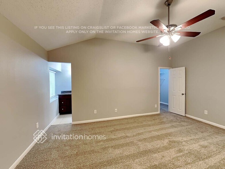 Building Photo - 11039 Rippling Meadows Dr