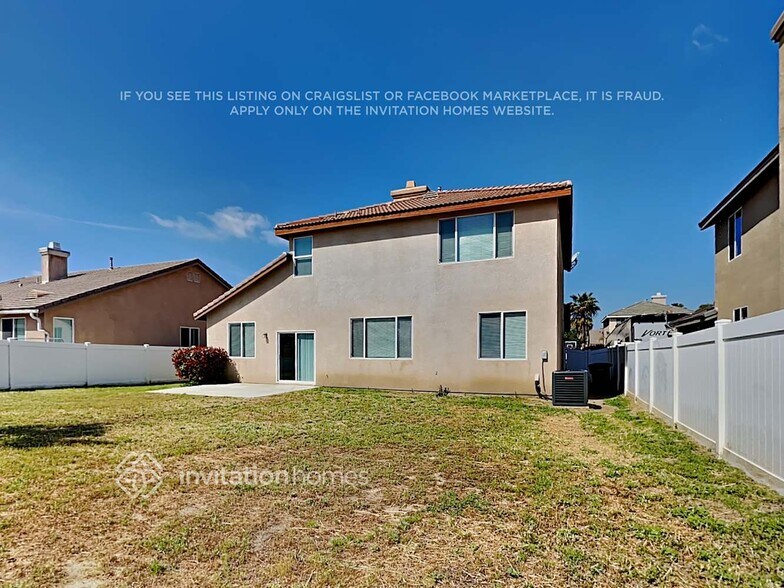 Building Photo - 1679 Benedict Ct