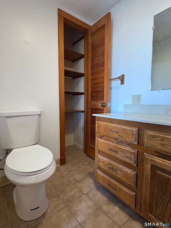 Building Photo - 278 Chamberlain Rd