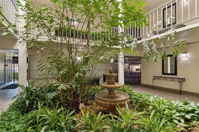 Building Photo - 3325 Bayshore Blvd