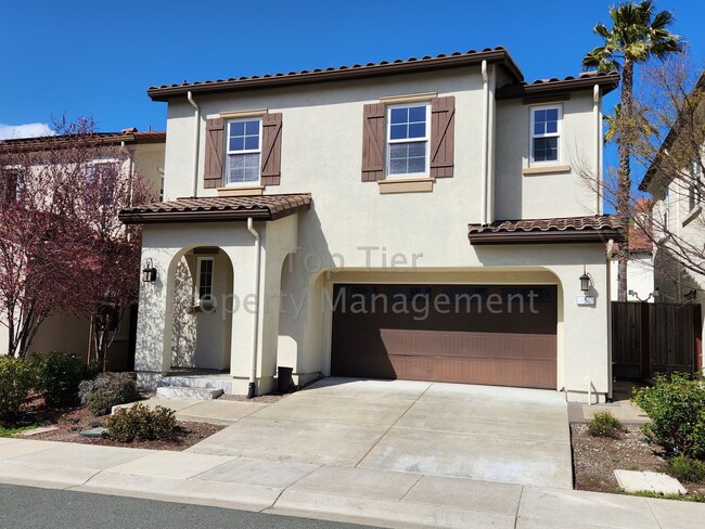 Primary Photo - ***Spectacular 2-Story 4 bed, 2.5 bath, 2,...