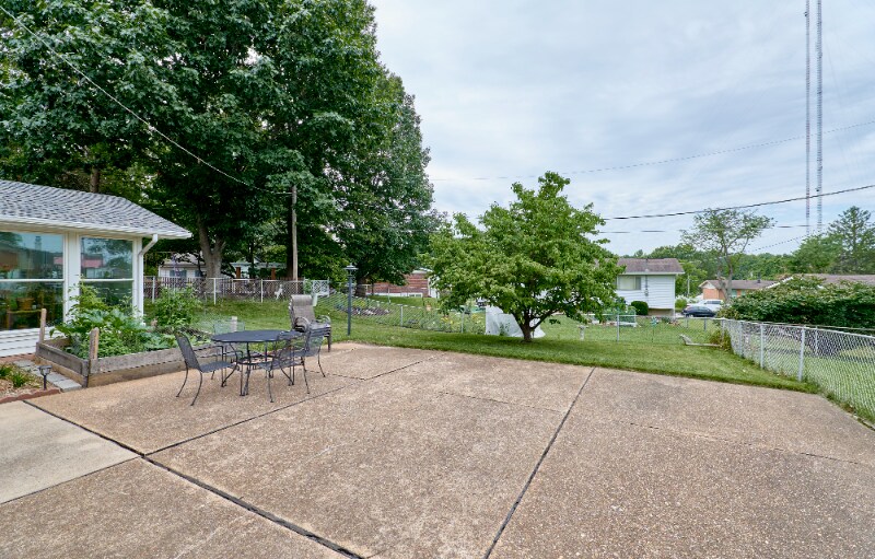 Building Photo - 11258 Gravois Rd