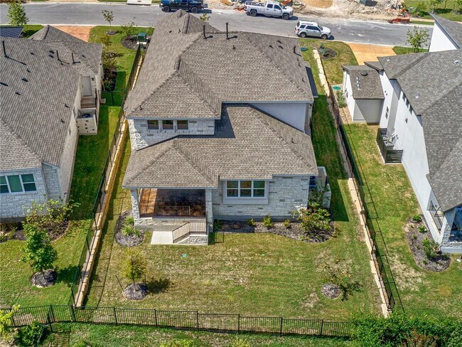 Building Photo - 425 Sitlington Ln