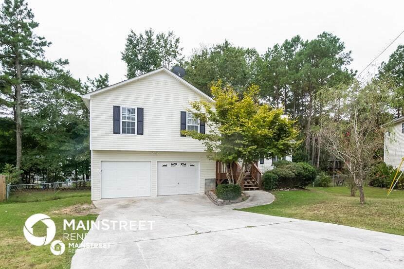 Building Photo - 444 River Trace Dr