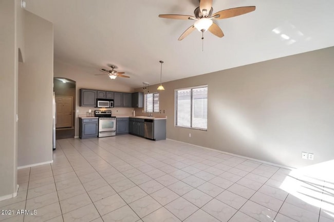 Building Photo - 9923 E Dragoon Cir