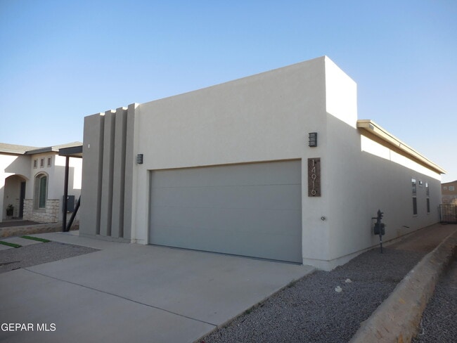 Building Photo - 14916 Tierra Isaiah Ave