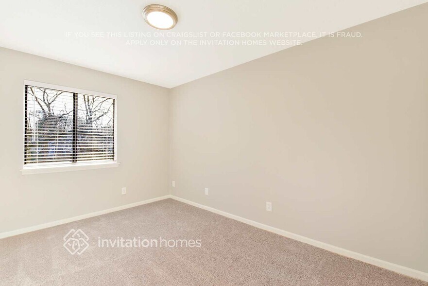 Building Photo - 7924 Park Vista Cir