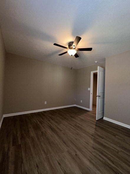 Building Photo - 517 Weaver St