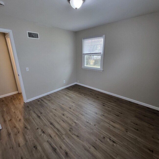 Building Photo - Welcome to Walker - $250 Off First Month's Rent