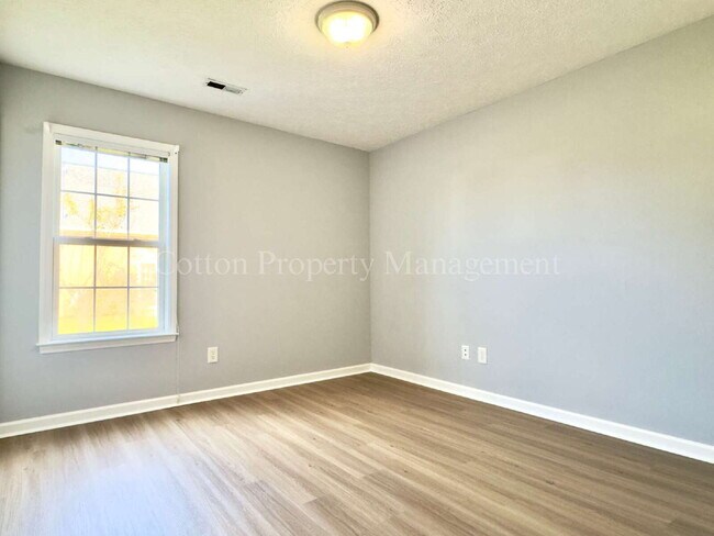 Building Photo - 3BR/2BA Home in Ogden $,2200/ month