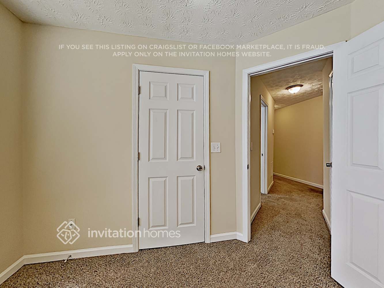 Building Photo - 898 Kendall Park Dr