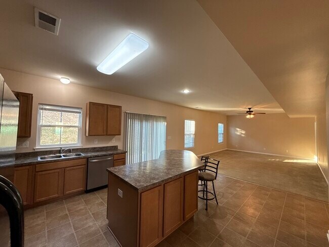 Building Photo - 134 Ashton Dr