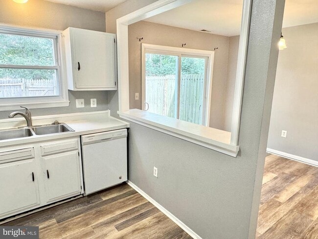 Building Photo - 814 Sledgehammer Dr