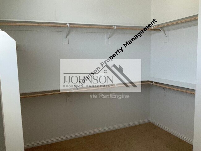Building Photo - 2717 Rabbit Holw Dr
