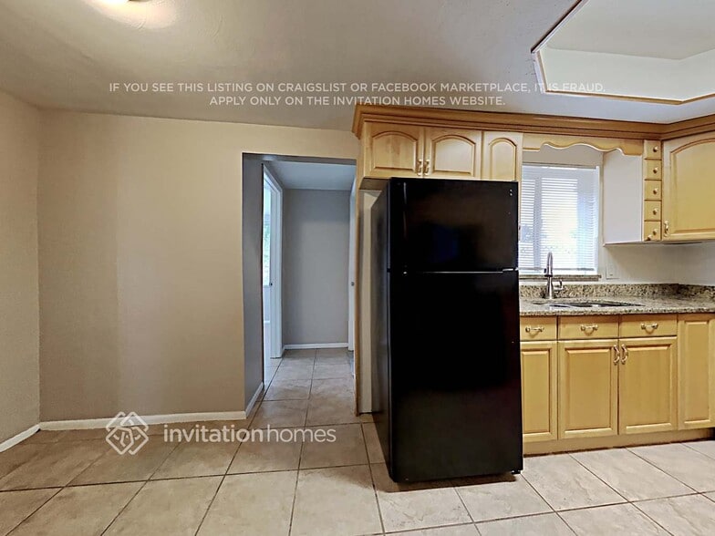 Building Photo - 3205 Matchlock Dr