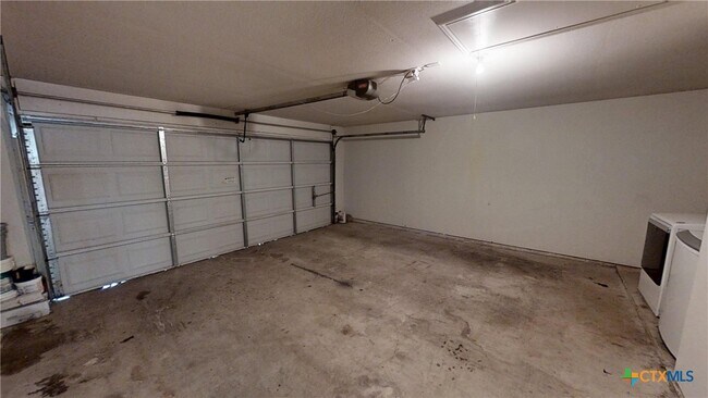 Building Photo - 1815 Liberty Hill Dr