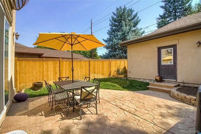 Building Photo - 5 bedroom home 3 blocks from Wash Park!