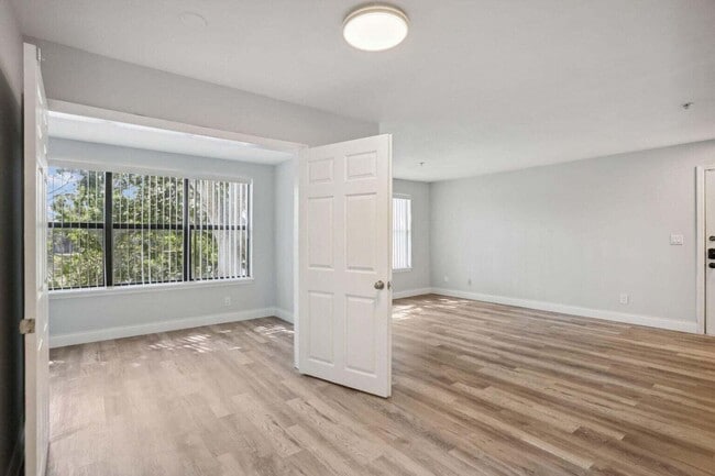 Building Photo - 2315 N Congress Ave