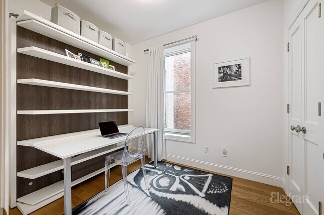 Building Photo - 539 4th St