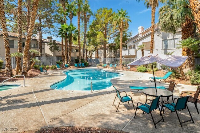 Building Photo - 3059 Key Largo Dr