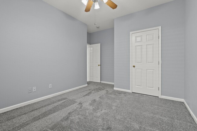 Building Photo - Damonte Ranch 3 bedroom charmer