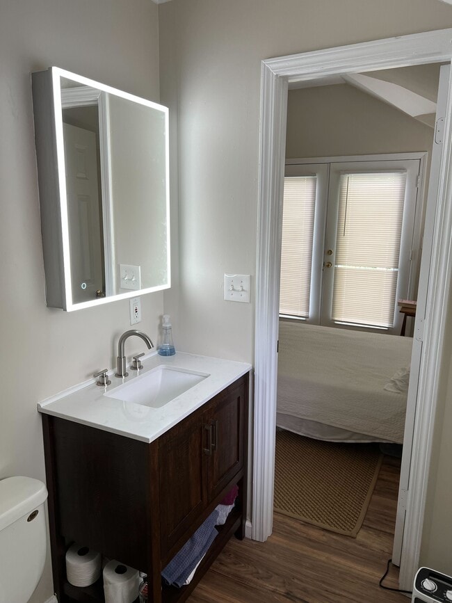 Building Photo - 515 Calhoun St NW