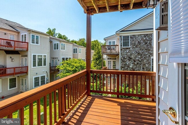 Building Photo - 47571 Royal Burnham Terrace