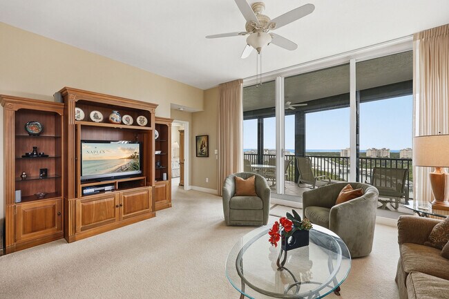 Building Photo - 420 Cove Tower Dr