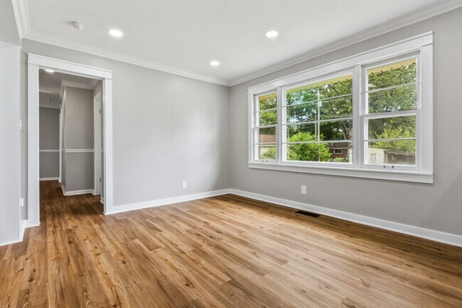 Building Photo - 4301 Richardson Dr NW